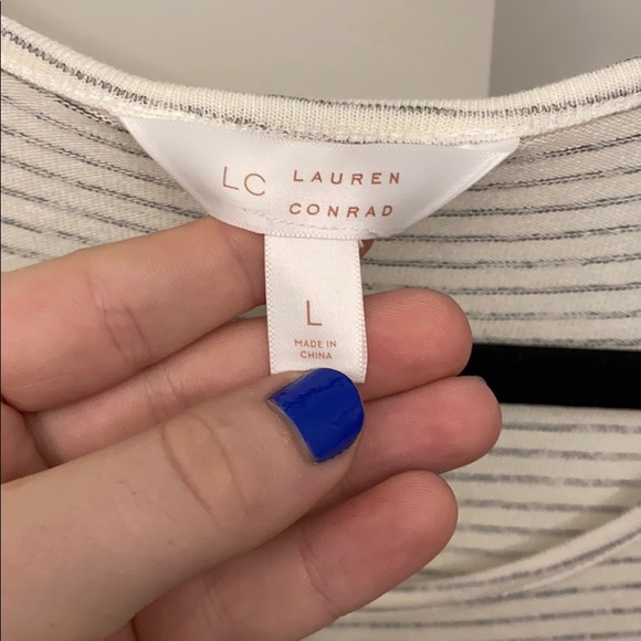 Bell sleeved white and grey striped long sleeve - Picture 3 of 3